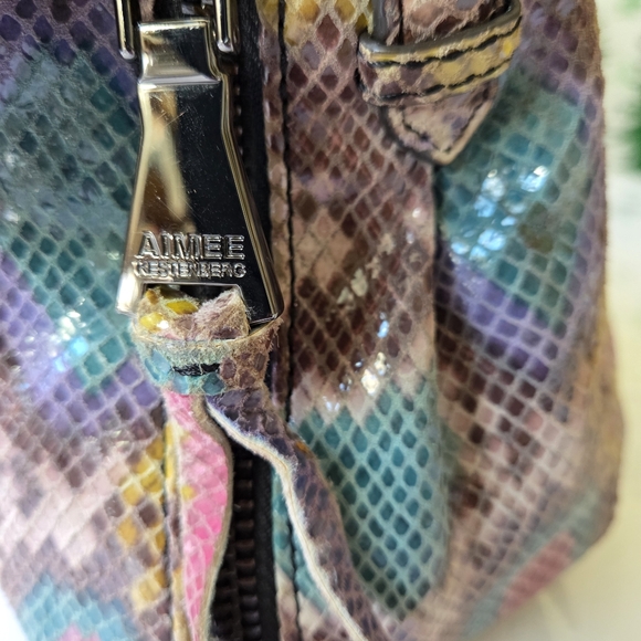 Aimee Kestenberg Bali Crossbody Rainbow Hangbag - Picture 4 of 15